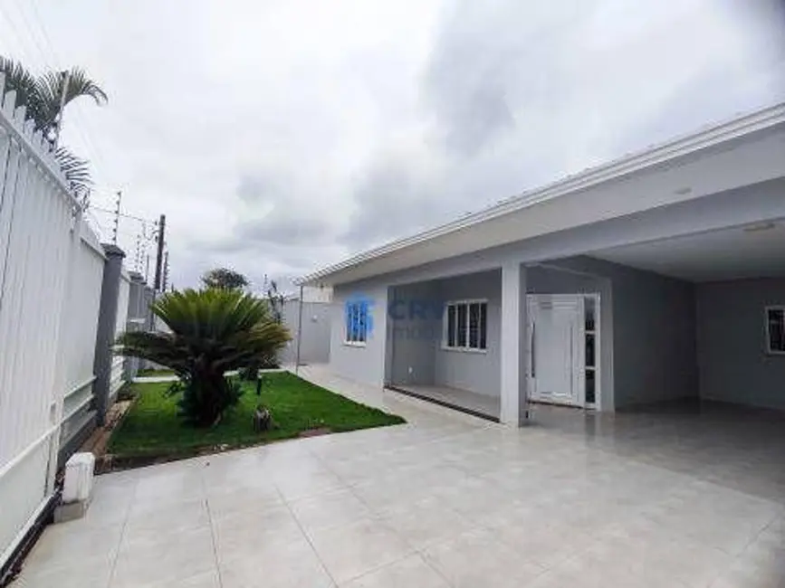 Foto 2 de Casa com 4 quartos à venda, 450m2 em Foz Do Iguacu - PR