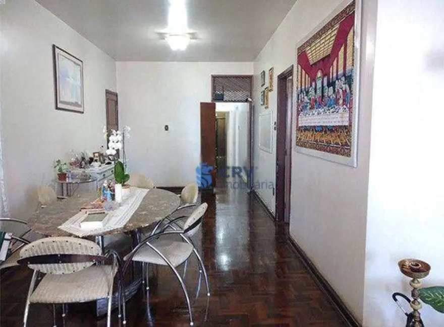 Apartamento com 4 quartos à venda, 160m2 em Centro, Londrina - PR - imagem 8 Foto 8 de Apartamento com 4 quartos à venda, 160m2 em Centro, Londrina - PR