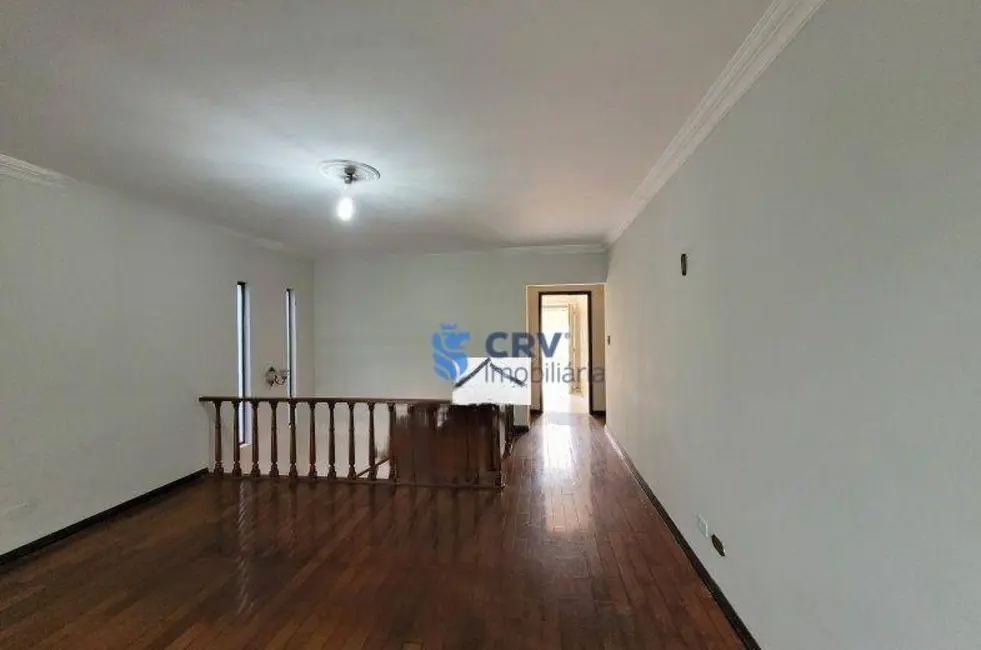 Foto 9 de Sobrado com 3 quartos para alugar, 300m2 em Jardim Alvorada, Londrina - PR
