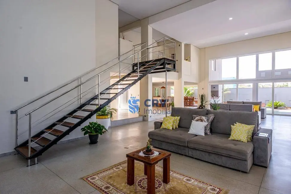 Sobrado com 5 quartos à venda e para alugar, 1004m2 em Mediterrâneo, Londrina - PR - imagem 6 Foto 6 de Sobrado com 5 quartos à venda e para alugar, 1004m2 em Mediterrâneo, Londrina - PR