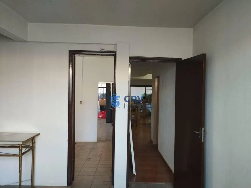Sobrado com 3 quartos à venda, 331m2 em Erotildes, Londrina - PR - imagem 4 Foto 4 de Sobrado com 3 quartos à venda, 331m2 em Erotildes, Londrina - PR