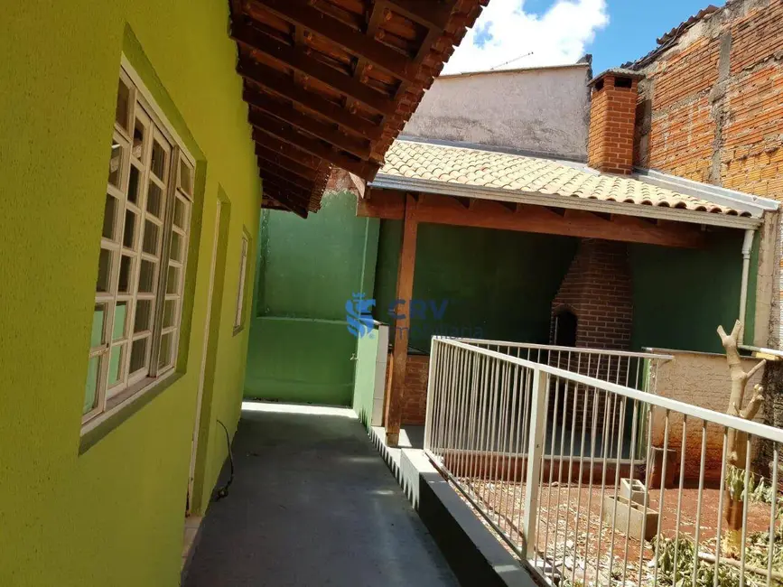 Foto 1 de Casa com 3 quartos à venda, 256m2 em Londrina - PR