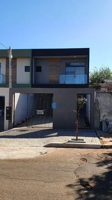 Foto 3 de Sobrado com 3 quartos à venda, 152m2 em Messiânico, Londrina - PR