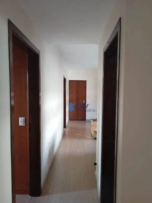 Apartamento com 3 quartos à venda, 100m2 em Vila Ipiranga, Londrina - PR - imagem 7 Foto 7 de Apartamento com 3 quartos à venda, 100m2 em Vila Ipiranga, Londrina - PR