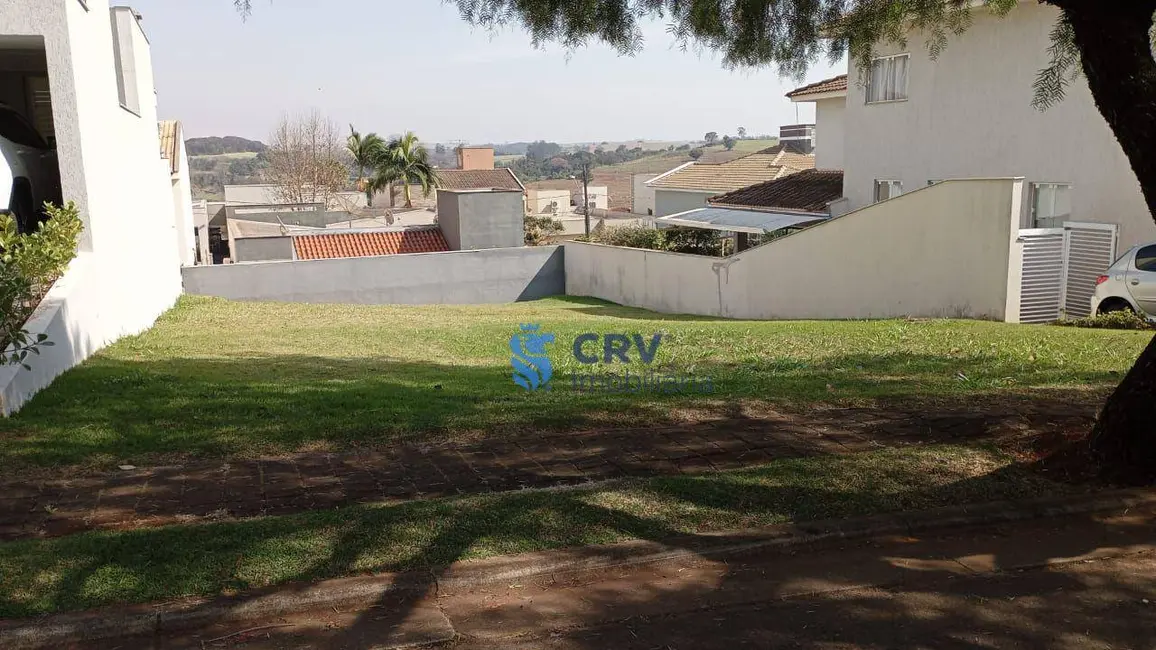 Terreno / Lote à venda, 300m2 em Londrina - PR - imagem 1 Foto 1 de Terreno / Lote à venda, 300m2 em Londrina - PR