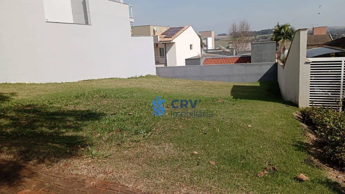 Terreno / Lote à venda, 300m2 em Londrina - PR - imagem 2 Foto 2 de Terreno / Lote à venda, 300m2 em Londrina - PR