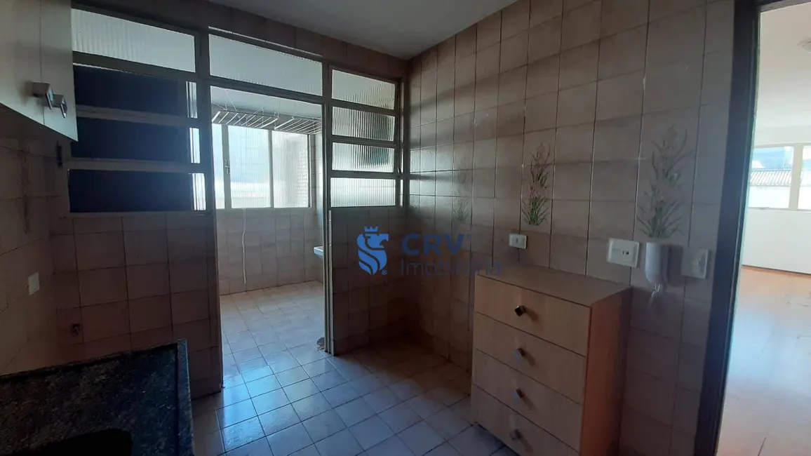 Apartamento com 3 quartos à venda, 129m2 em Centro, Londrina - PR - imagem 4 Foto 4 de Apartamento com 3 quartos à venda, 129m2 em Centro, Londrina - PR