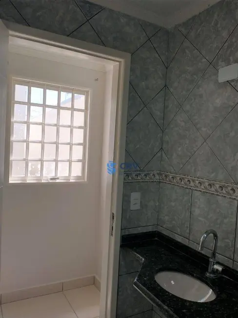 Casa com 3 quartos à venda, 200m2 em Conjunto Habitacional Alexandre Urbanas, Londrina - PR - imagem 7 Foto 7 de Casa com 3 quartos à venda, 200m2 em Conjunto Habitacional Alexandre Urbanas, Londrina - PR