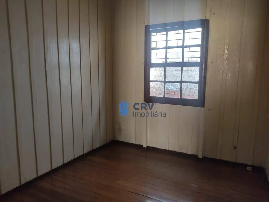 Casa com 3 quartos para alugar, 316m2 em São Vicente, Londrina - PR - imagem 8 Foto 8 de Casa com 3 quartos para alugar, 316m2 em São Vicente, Londrina - PR