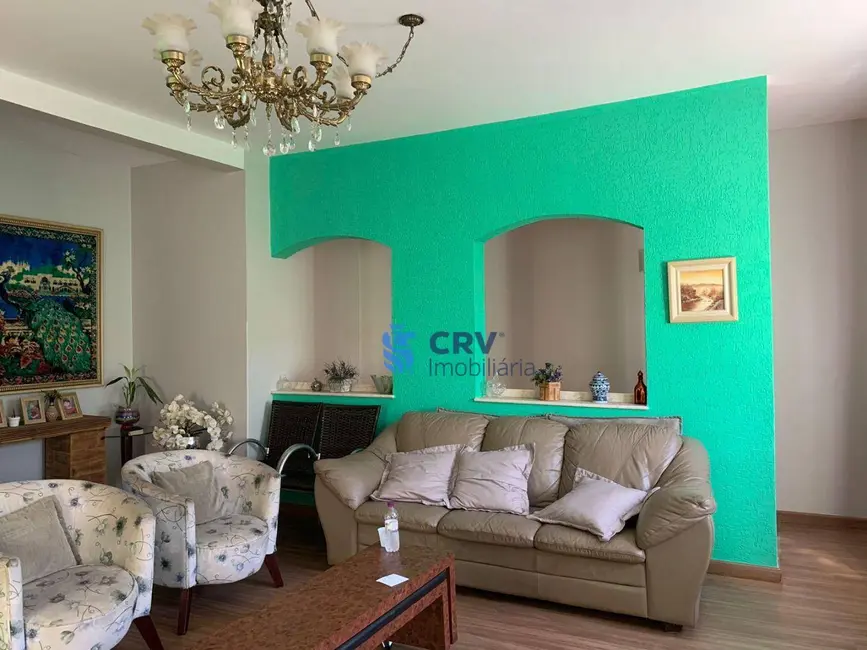 Foto 3 de Casa com 5 quartos para alugar, 380m2 em Bancários, Londrina - PR