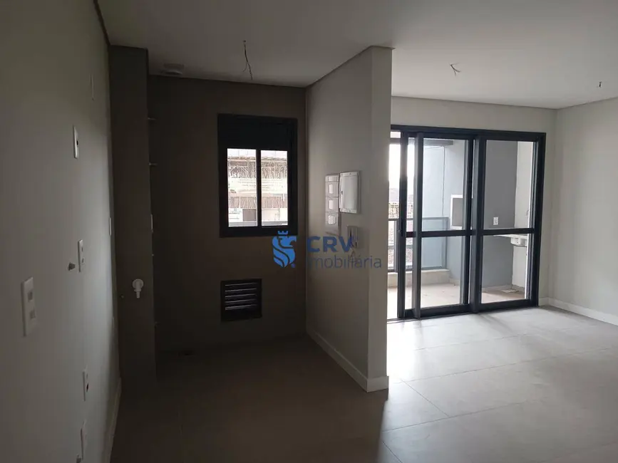 Foto 3 de Apartamento com 2 quartos à venda, 100m2 em Londrina - PR