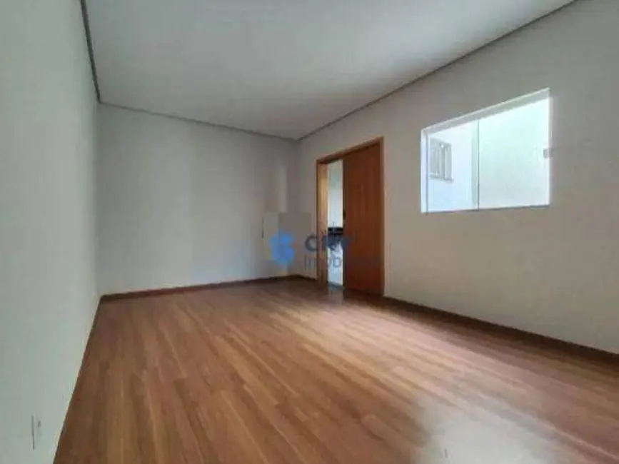 Casa com 3 quartos à venda e para alugar, 100m2 em Jardim Belo Horizonte, Londrina - PR - imagem 1 Foto 1 de Casa com 3 quartos à venda e para alugar, 100m2 em Jardim Belo Horizonte, Londrina - PR