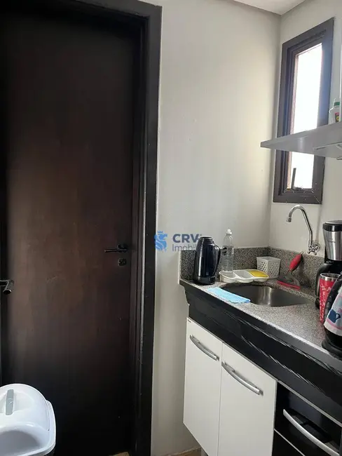 Sala Comercial à venda, 78m2 em Centro, Londrina - PR - imagem 4 Foto 4 de Sala Comercial à venda, 78m2 em Centro, Londrina - PR