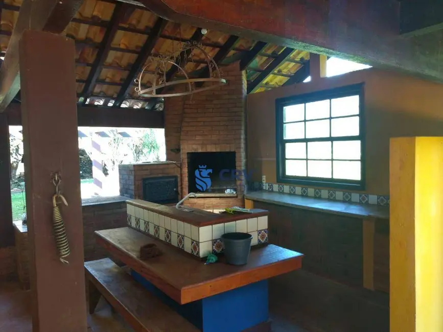 Foto 5 de Chácara com 4 quartos para alugar, 1800m2 em Gleba Fazenda Palhano, Londrina - PR