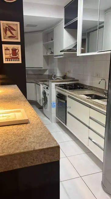 Apartamento com 3 quartos para alugar, 81m2 em Santa Rosa, Londrina - PR - imagem 5 Foto 5 de Apartamento com 3 quartos para alugar, 81m2 em Santa Rosa, Londrina - PR