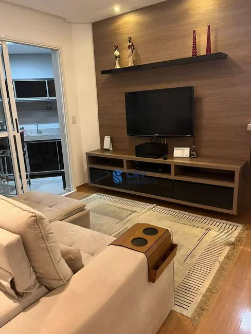 Apartamento com 3 quartos para alugar, 81m2 em Santa Rosa, Londrina - PR - imagem 1 Foto 1 de Apartamento com 3 quartos para alugar, 81m2 em Santa Rosa, Londrina - PR