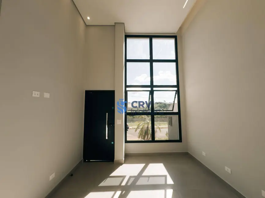 Sobrado com 3 quartos à venda, 264m2 em Gleba Simon Frazer, Londrina - PR - imagem 4 Foto 4 de Sobrado com 3 quartos à venda, 264m2 em Gleba Simon Frazer, Londrina - PR