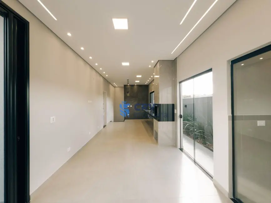 Sobrado com 3 quartos à venda, 264m2 em Gleba Simon Frazer, Londrina - PR - imagem 6 Foto 6 de Sobrado com 3 quartos à venda, 264m2 em Gleba Simon Frazer, Londrina - PR