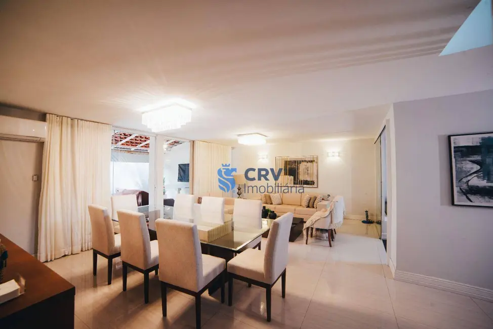 Foto 1 de Casa com 4 quartos à venda, 429m2 em Petrópolis, Londrina - PR