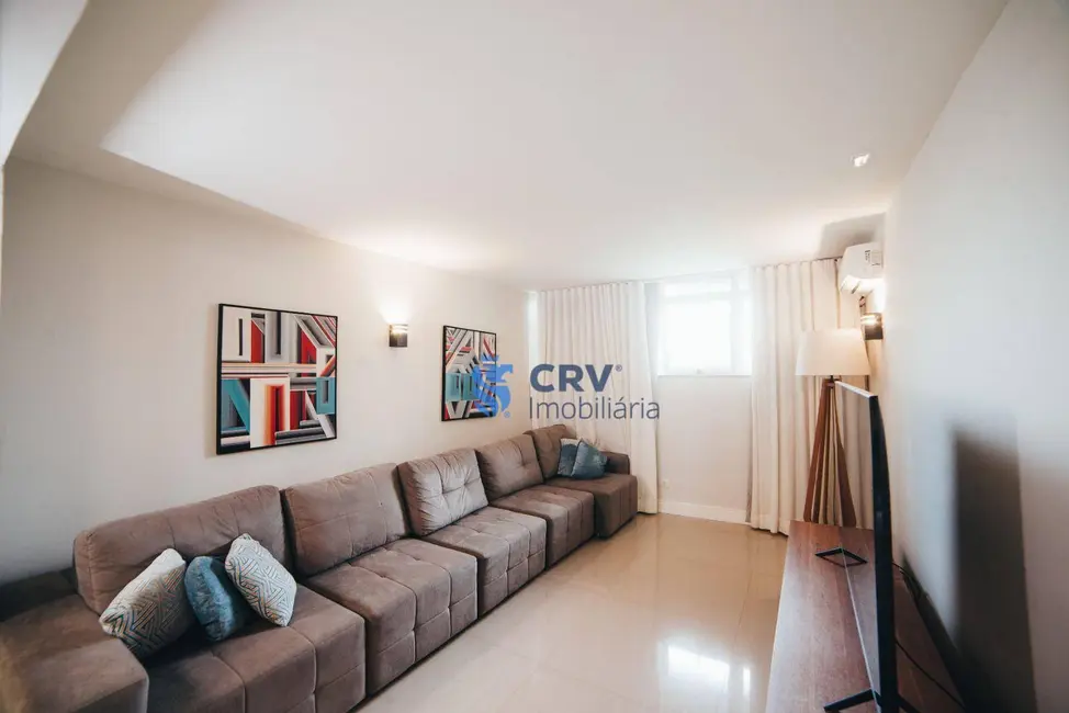 Casa com 4 quartos à venda, 429m2 em Petrópolis, Londrina - PR - imagem 5 Foto 5 de Casa com 4 quartos à venda, 429m2 em Petrópolis, Londrina - PR