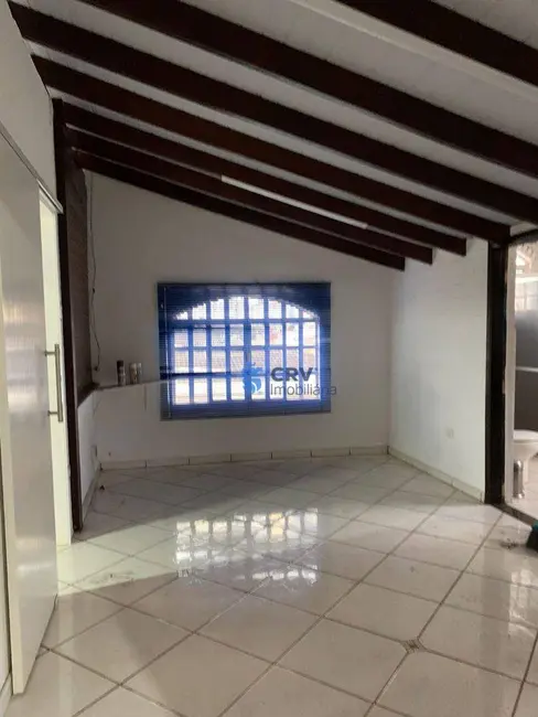 Foto 18 de Casa para alugar, 400m2 em Jardim Monções, Londrina - PR