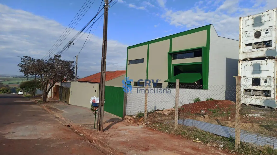 Foto 2 de Armazém / Galpão à venda, 450m2 em Colúmbia, Londrina - PR