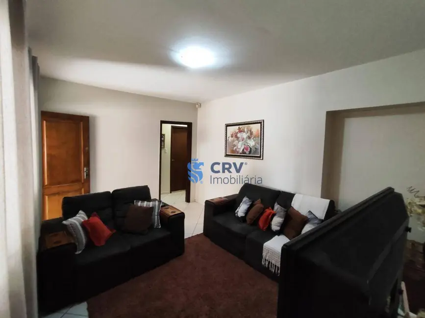 Casa com 3 quartos à venda, 300m2 em Londrina - PR - imagem 3 Foto 3 de Casa com 3 quartos à venda, 300m2 em Londrina - PR