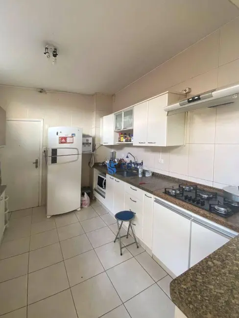 Apartamento com 4 quartos à venda, 204m2 em Centro, Londrina - PR - imagem 4 Foto 4 de Apartamento com 4 quartos à venda, 204m2 em Centro, Londrina - PR