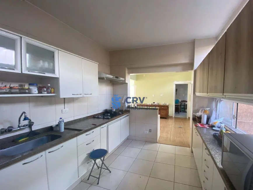 Apartamento com 4 quartos à venda, 204m2 em Centro, Londrina - PR - imagem 5 Foto 5 de Apartamento com 4 quartos à venda, 204m2 em Centro, Londrina - PR