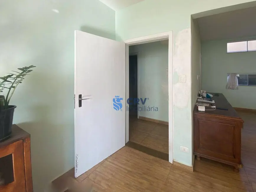 Apartamento com 4 quartos à venda, 204m2 em Centro, Londrina - PR - imagem 7 Foto 7 de Apartamento com 4 quartos à venda, 204m2 em Centro, Londrina - PR