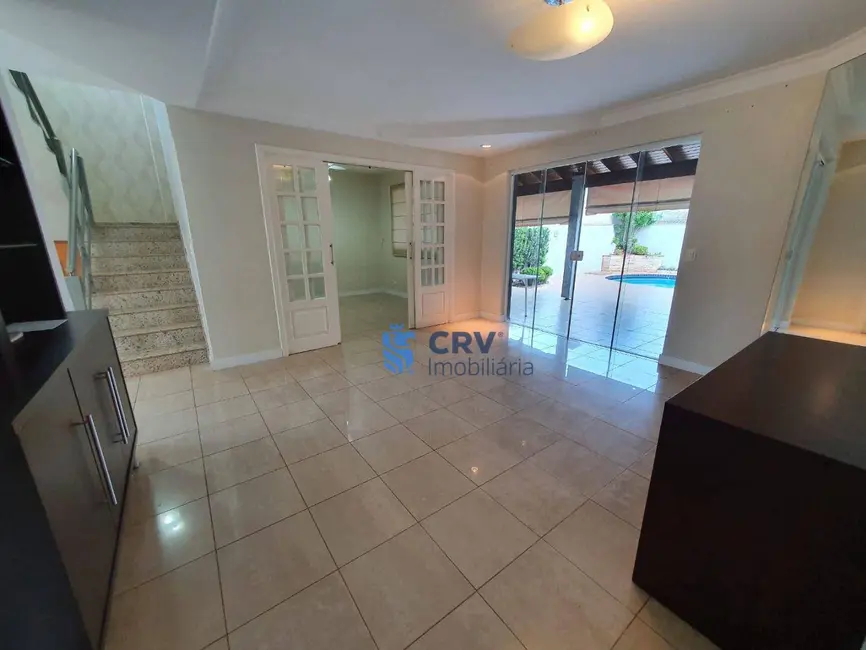 Foto 5 de Sobrado com 4 quartos à venda, 306m2 em Parque Jamaica, Londrina - PR