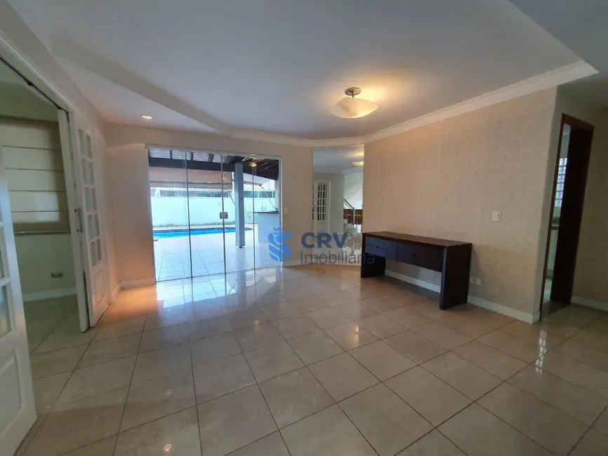 Foto 4 de Sobrado com 4 quartos à venda, 306m2 em Parque Jamaica, Londrina - PR