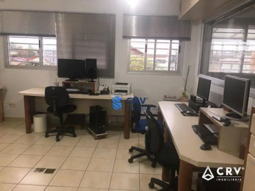 Sobrado à venda, 374m2 em Guanabara, Londrina - PR - imagem 3 Foto 3 de Sobrado à venda, 374m2 em Guanabara, Londrina - PR