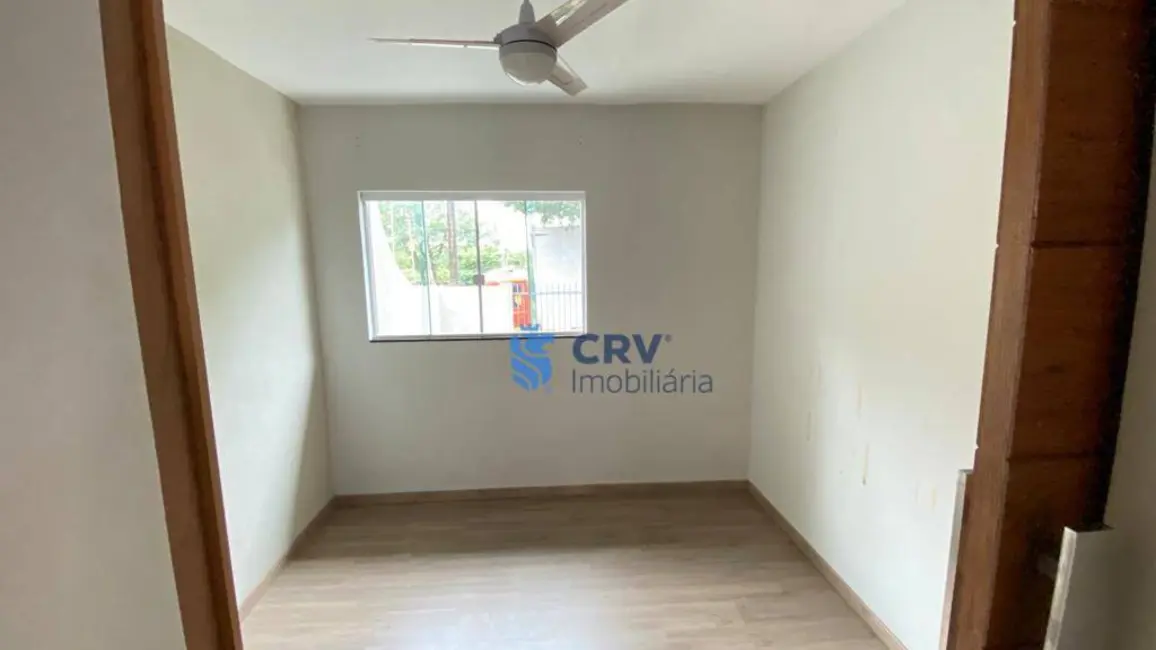 Casa com 3 quartos à venda, 250m2 em Conjunto Santa Rita 6, Londrina - PR - imagem 3 Foto 3 de Casa com 3 quartos à venda, 250m2 em Conjunto Santa Rita 6, Londrina - PR