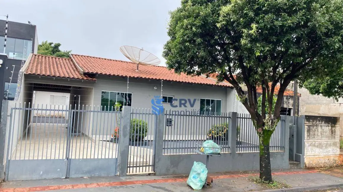 Foto 1 de Casa com 3 quartos à venda, 250m2 em Conjunto Santa Rita 6, Londrina - PR