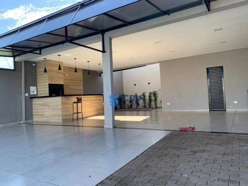 Chácara com 1 quarto à venda, 254m2 em Londrina - PR - imagem 5 Foto 5 de Chácara com 1 quarto à venda, 254m2 em Londrina - PR