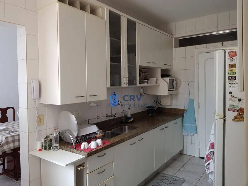 Apartamento com 3 quartos à venda, 147m2 em Centro, Londrina - PR - imagem 6 Foto 6 de Apartamento com 3 quartos à venda, 147m2 em Centro, Londrina - PR