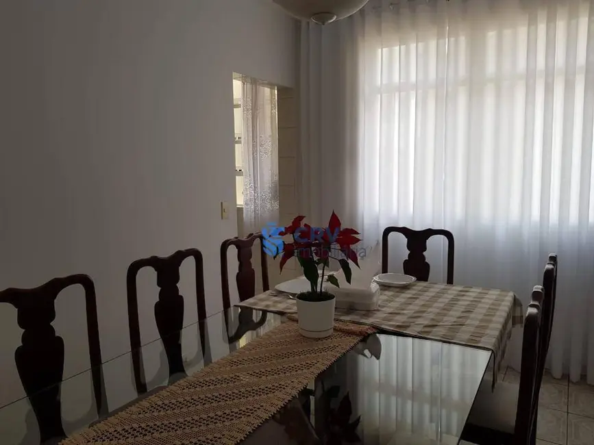 Apartamento com 3 quartos à venda, 147m2 em Centro, Londrina - PR - imagem 4 Foto 4 de Apartamento com 3 quartos à venda, 147m2 em Centro, Londrina - PR