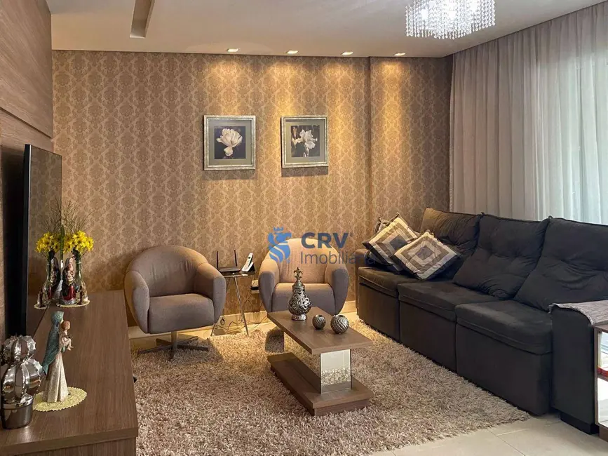 Apartamento com 3 quartos à venda, 197m2 em Londrina - PR - imagem 4 Foto 4 de Apartamento com 3 quartos à venda, 197m2 em Londrina - PR