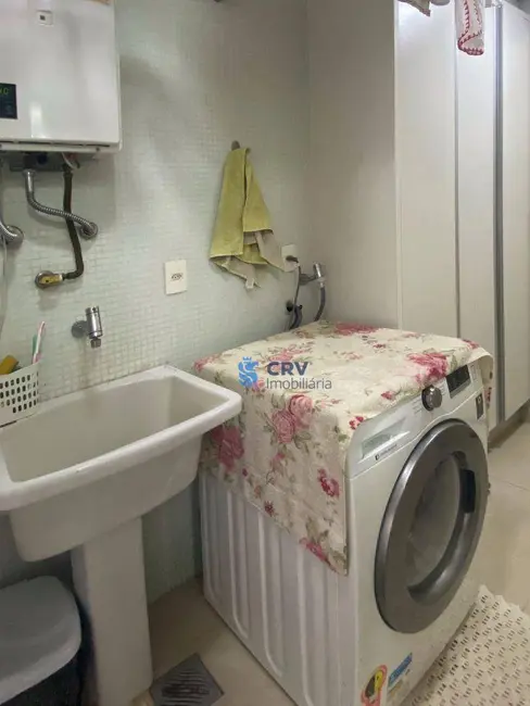 Apartamento com 3 quartos à venda, 197m2 em Londrina - PR - imagem 9 Foto 9 de Apartamento com 3 quartos à venda, 197m2 em Londrina - PR