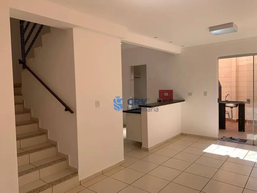 Foto 3 de Casa de Condomínio com 3 quartos para alugar, 169m2 em Londrina - PR
