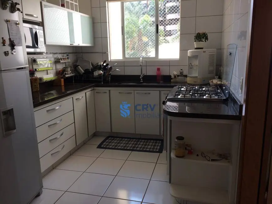 Apartamento com 3 quartos à venda, 328m2 em Londrina - PR - imagem 6 Foto 6 de Apartamento com 3 quartos à venda, 328m2 em Londrina - PR