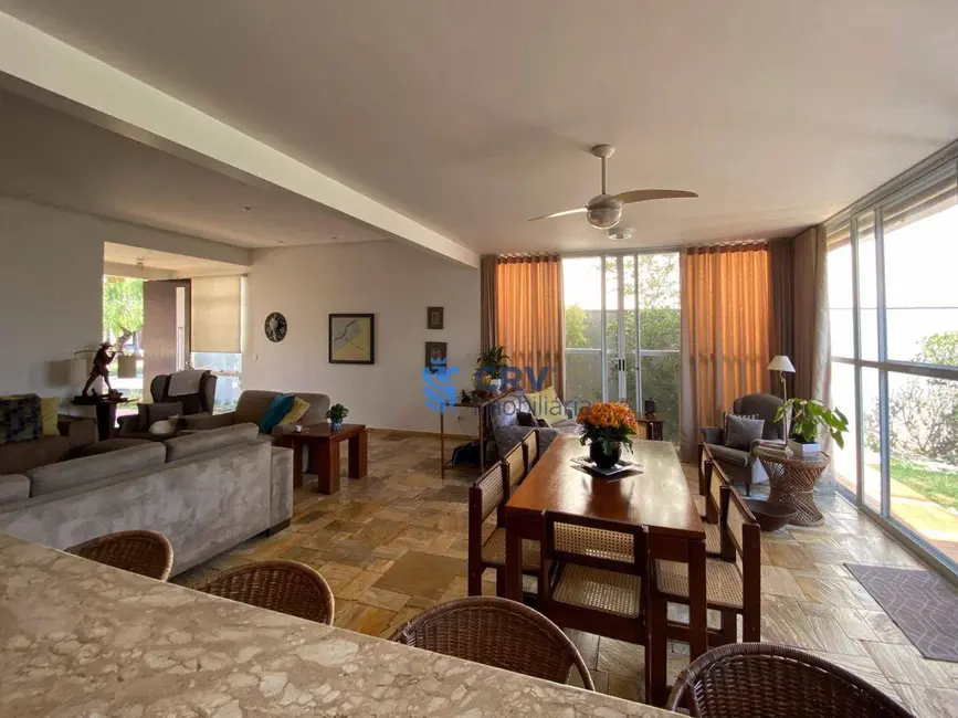 Casa de Condomínio com 3 quartos à venda, 500m2 em Londrina - PR - imagem 6 Foto 6 de Casa de Condomínio com 3 quartos à venda, 500m2 em Londrina - PR