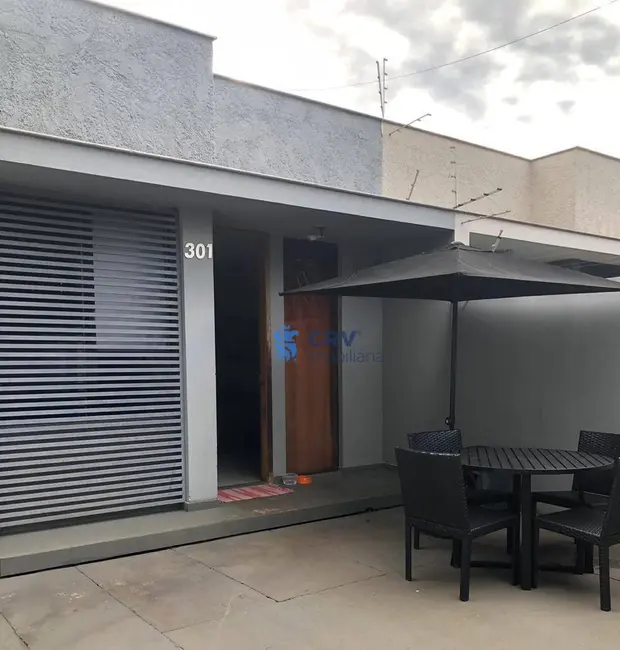 Foto 2 de Casa com 2 quartos à venda, 180m2 em Sabará III, Londrina - PR