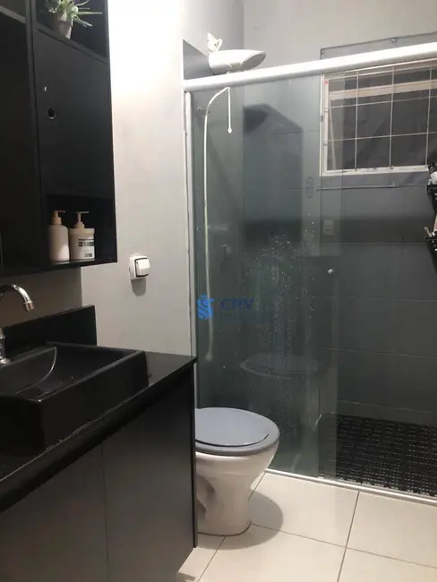 Casa com 2 quartos à venda, 180m2 em Sabará III, Londrina - PR - imagem 8 Foto 8 de Casa com 2 quartos à venda, 180m2 em Sabará III, Londrina - PR