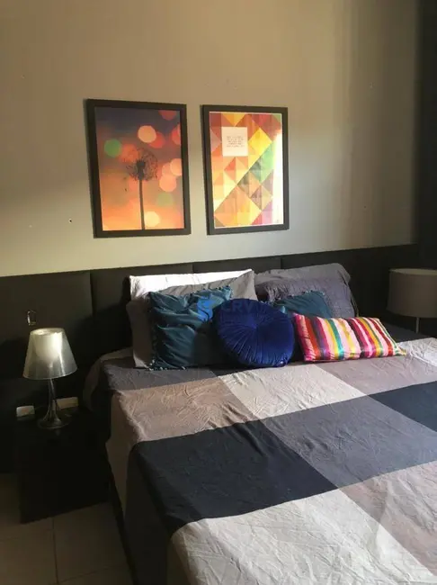 Casa com 2 quartos à venda, 180m2 em Sabará III, Londrina - PR - imagem 7 Foto 7 de Casa com 2 quartos à venda, 180m2 em Sabará III, Londrina - PR