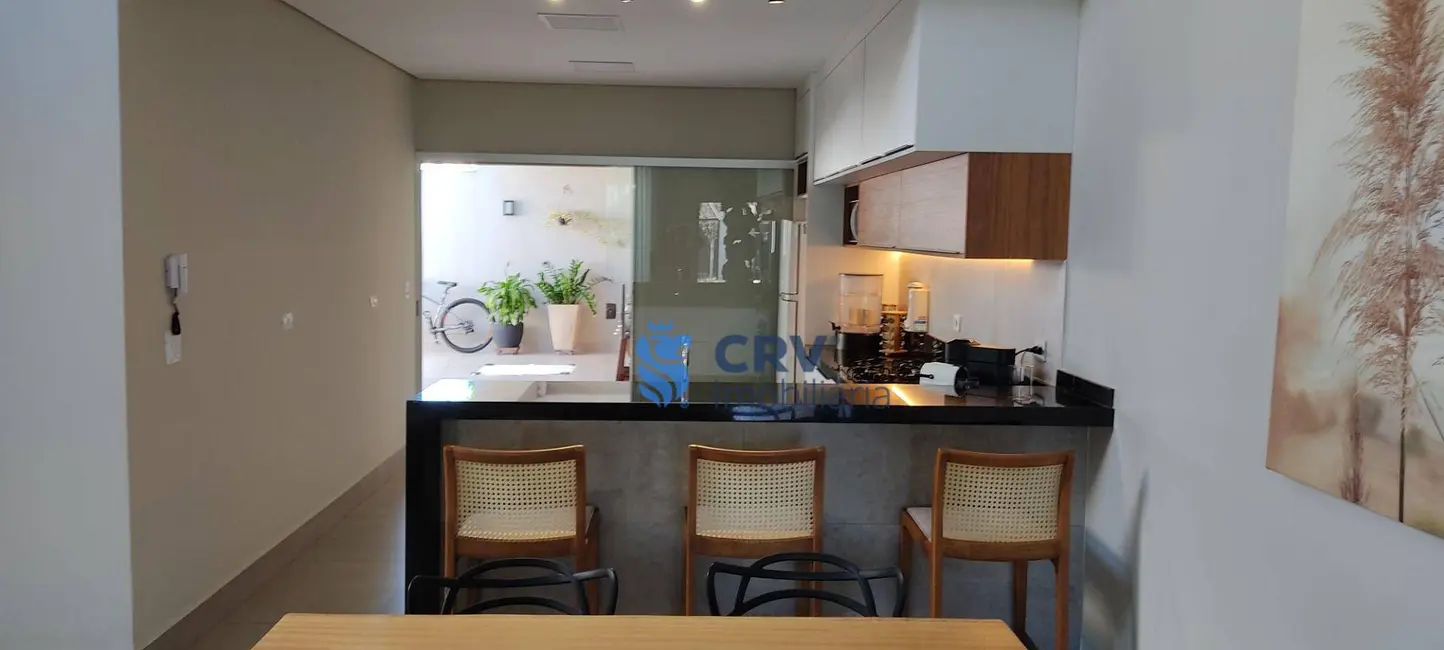 Casa com 3 quartos à venda, 230m2 em Terra Bonita, Londrina - PR - imagem 5 Foto 5 de Casa com 3 quartos à venda, 230m2 em Terra Bonita, Londrina - PR