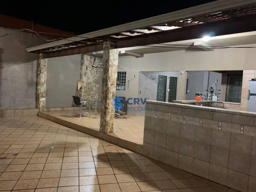 Foto 6 de Casa com 3 quartos à venda, 321m2 em Vila Santa Terezinha, Londrina - PR