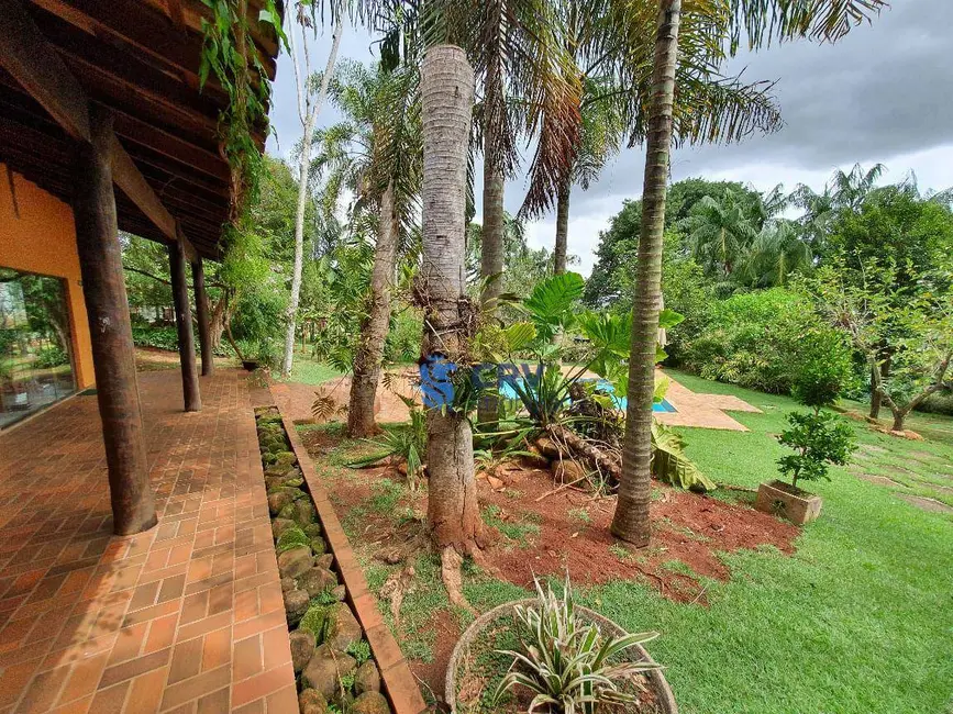 Chácara com 2 quartos à venda, 3008m2 em Parque Universidade, Londrina - PR - imagem 6 Foto 6 de Chácara com 2 quartos à venda, 3008m2 em Parque Universidade, Londrina - PR