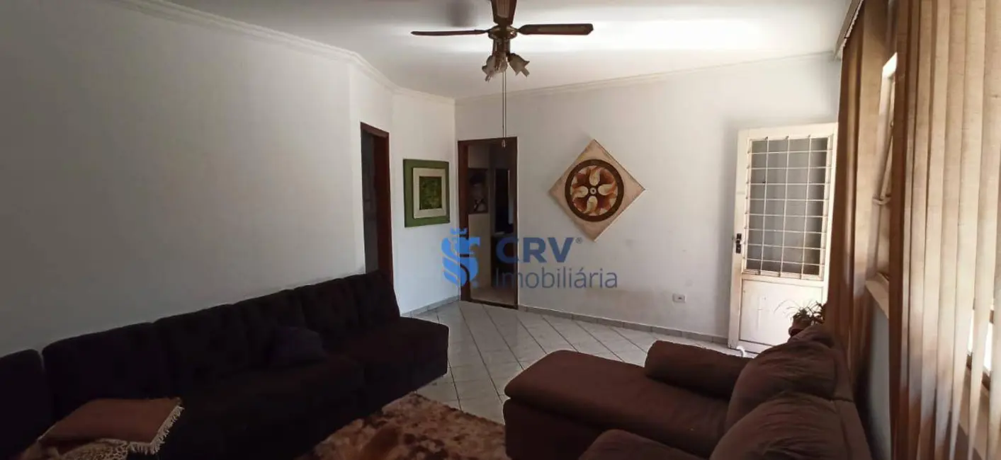 Foto 1 de Casa com 4 quartos à venda, 192m2 em Vila Brasil, Londrina - PR